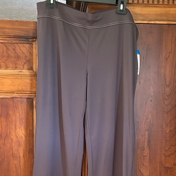 Jockey Sport Light Brown Peached Bootleg Pants, Size XL - Picture 6 of 6